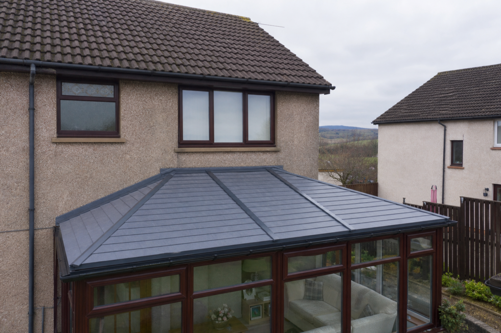 Scottish home in Dunfermline with a modern conservatory roof